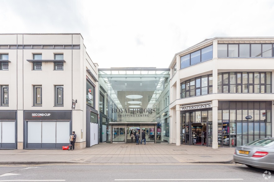 Royal Priors, Leamington Spa for lease - Building Photo - Image 2 of 6