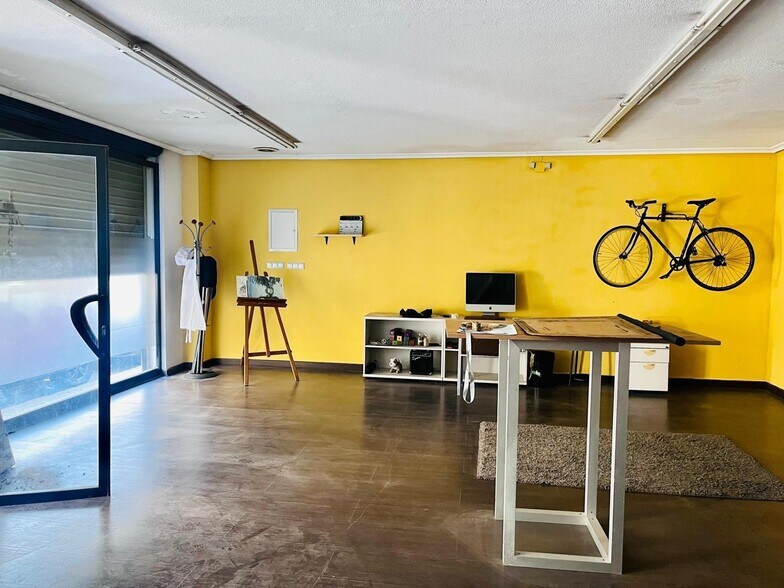 Retail in Elche, Alicante for sale - Interior Photo - Image 3 of 11