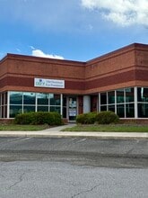 6701 Peters Creek Rd, Roanoke, VA à louer Photo intérieure- Image 1 de 12