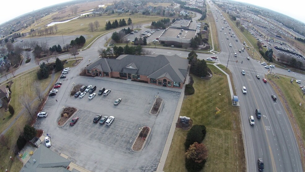 987 Randall Rd, Geneva, IL for lease - Aerial - Image 2 of 4