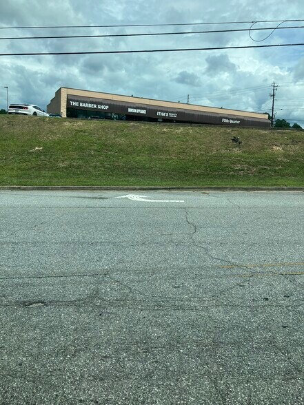 4701 Buena Vista Rd, Columbus, GA à louer - Photo du bâtiment - Image 3 de 7