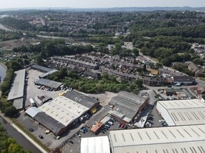 Scott Lidgett Rd, Stoke On Trent for lease Primary Photo- Image 1 of 3