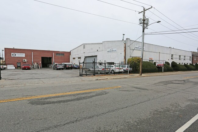 More details for 91-101 Horton Ave, Lynbrook, NY - Industrial for Lease