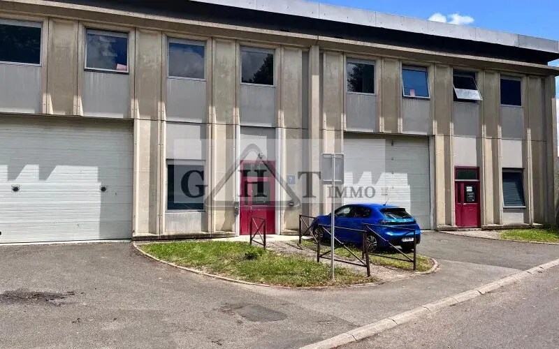 Industrial in Sarcelles for lease Building Photo- Image 1 of 7