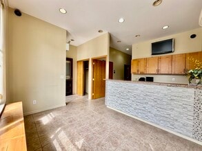 3005 31st Ave, Astoria, NY for lease Interior Photo- Image 2 of 25