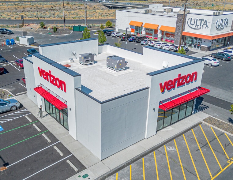 1028 N Stratford Rd, Moses Lake, WA for sale - Building Photo - Image 2 of 6
