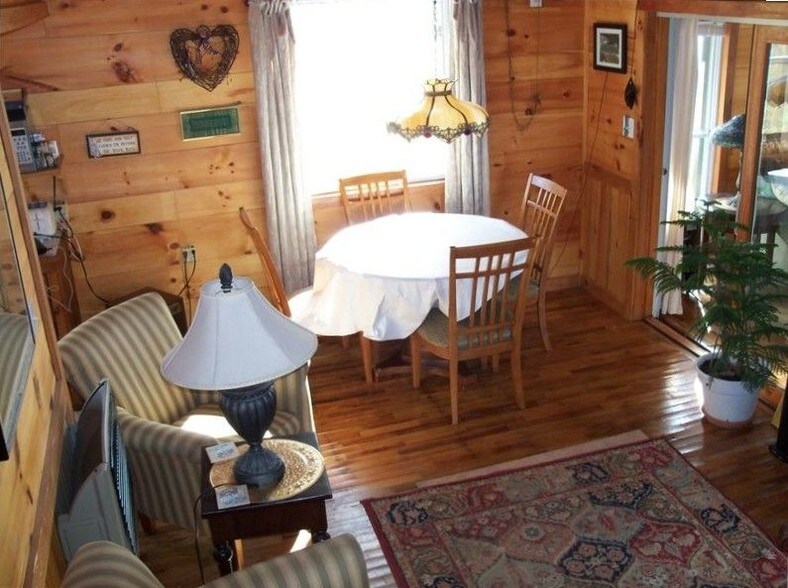 10 Gould Ave, Richfield Springs, NY à vendre - Photo intérieure - Image 2 de 5