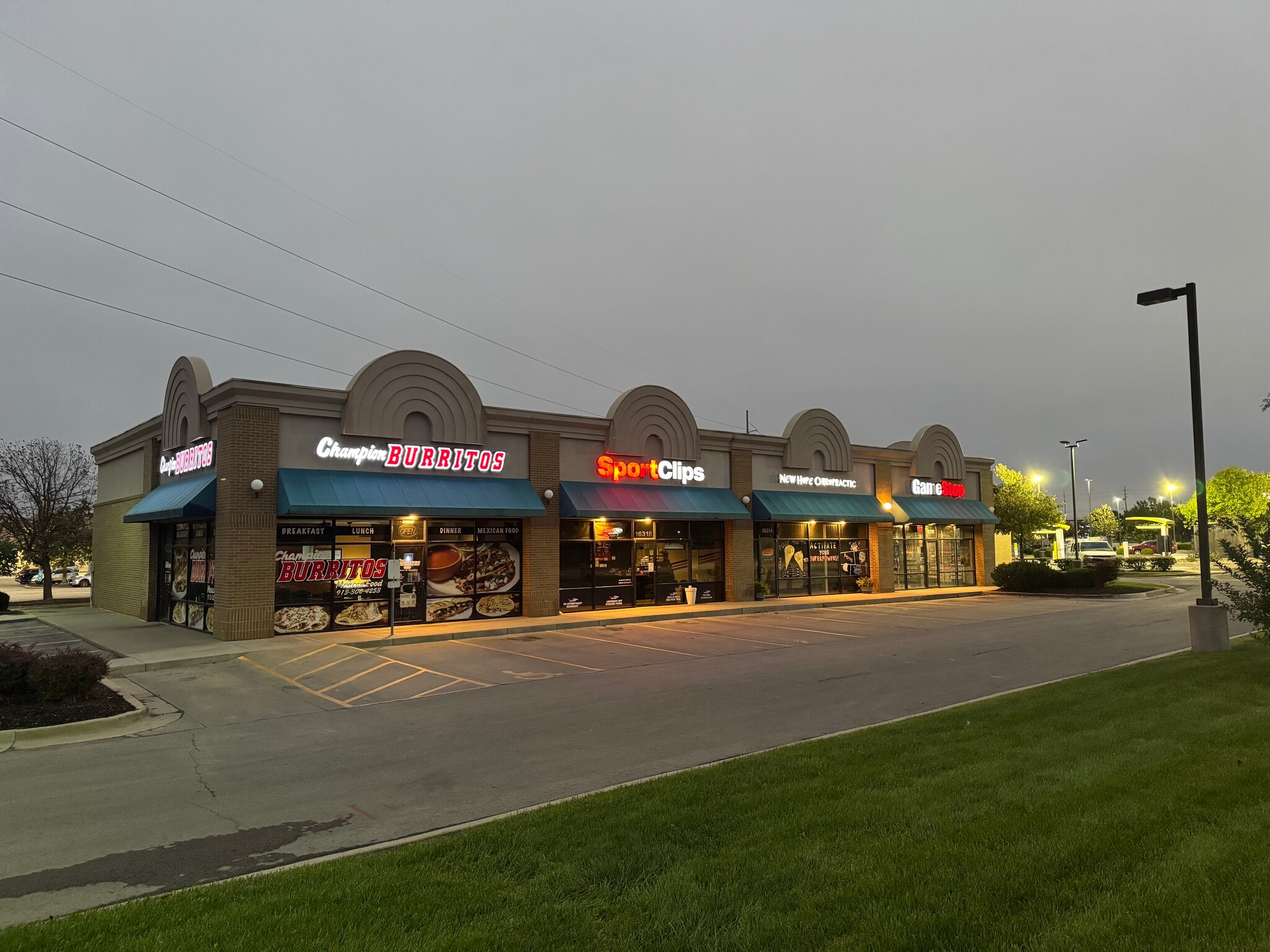 16310-16322 W 65th St, Shawnee, KS à louer Photo intérieure- Image 1 de 2