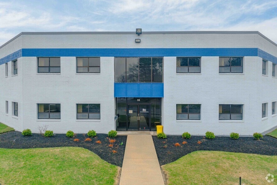 55 Jonspin Rd, Wilmington, MA for lease - Building Photo - Image 3 of 6