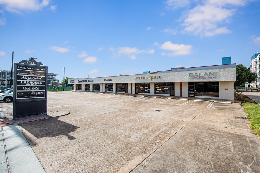 3601 W Alabama St, Houston, TX à louer - Photo du bâtiment - Image 3 de 6