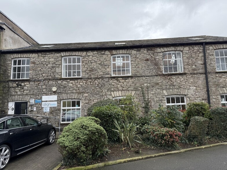 Natland Rd, Kendal for lease - Building Photo - Image 1 of 8