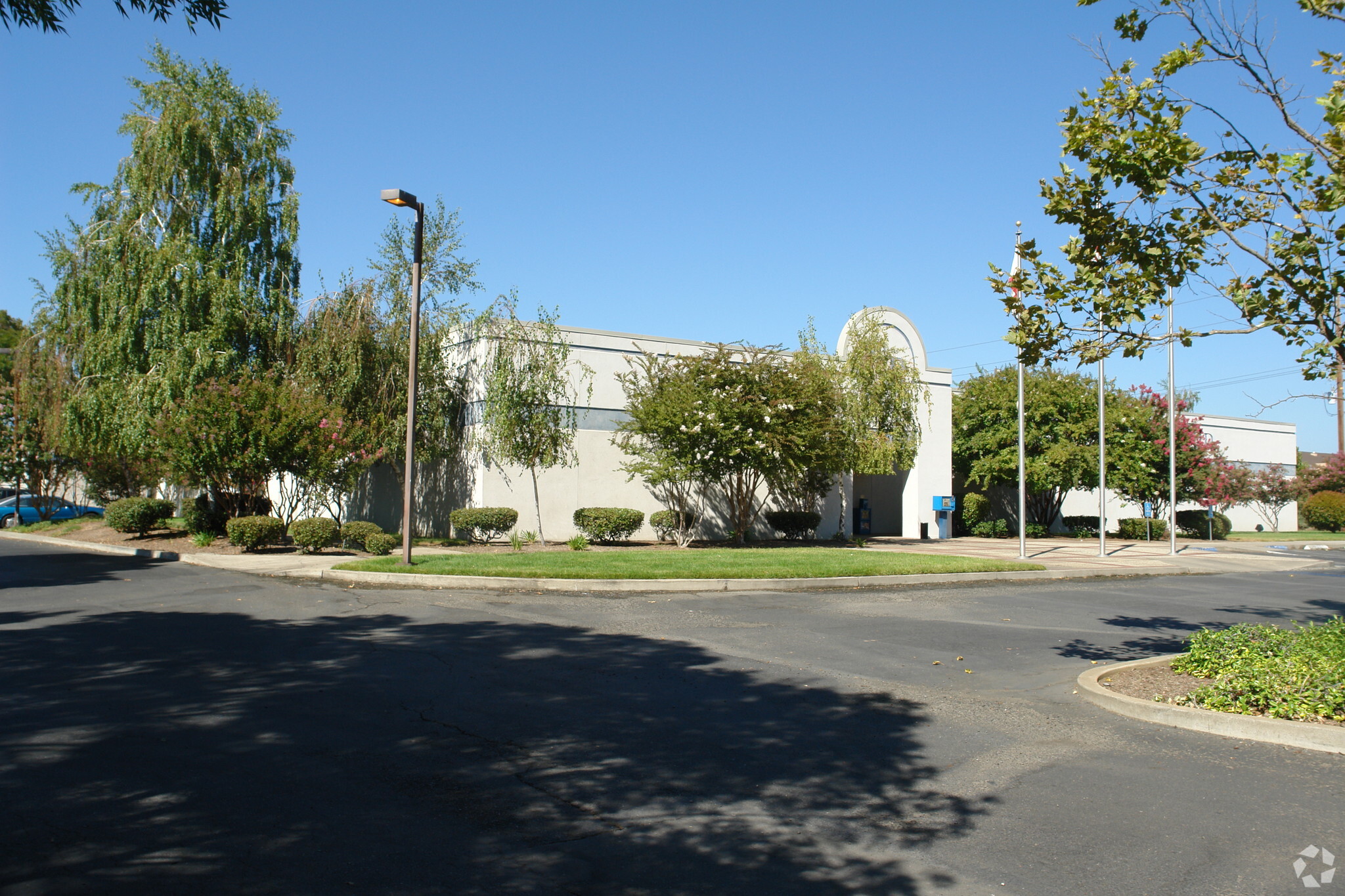 400 E Park Ave, Chico, CA à louer Photo principale- Image 1 de 120