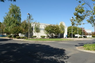 Plus de détails pour 400 E Park Ave, Chico, CA - Bureau à vendre