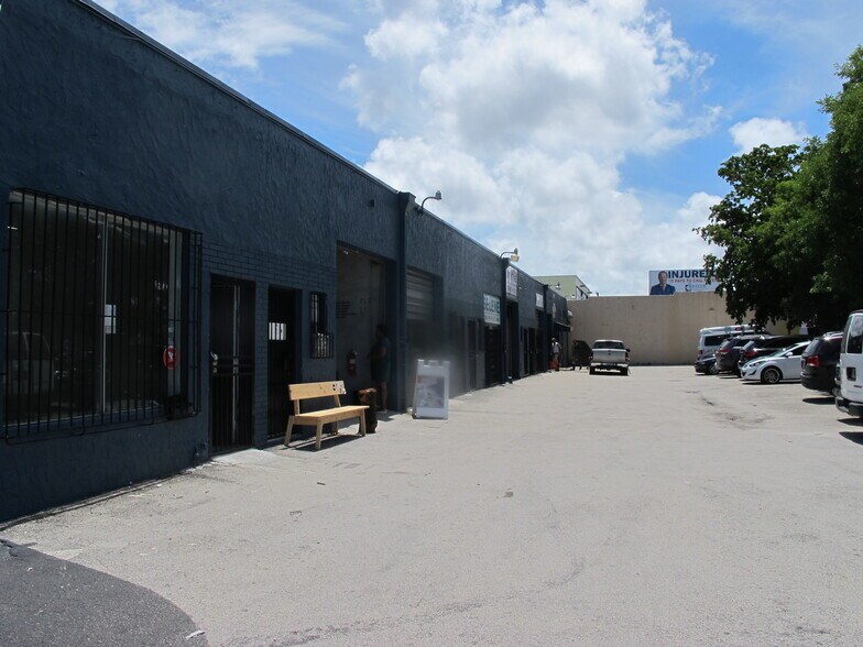 1600-1616 NW 20th St, Miami, FL à louer - Photo du bâtiment - Image 1 de 4