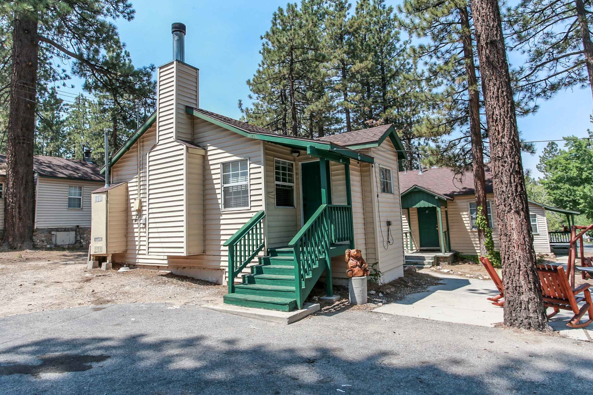 586 Main St, Big Bear Lake, CA à vendre Photo principale- Image 1 de 19