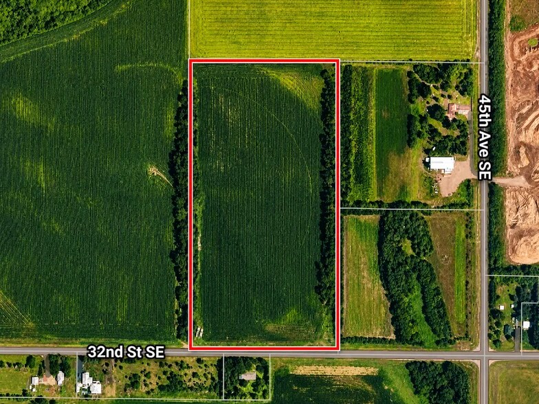 4301 32nd St SE, Saint Cloud, MN à vendre - Aérien - Image 1 de 1