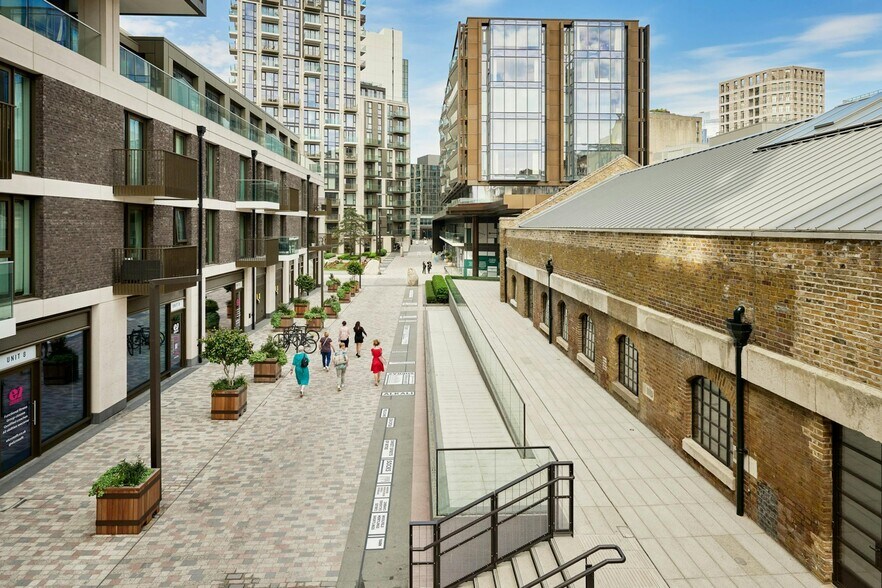Pennington St, Londres à louer - Photo du bâtiment - Image 3 de 3