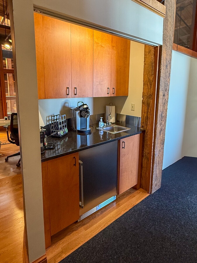 171 Church St, Charleston, SC 29401 - Unit 370 - - Interior Photo - Image 2 of 15