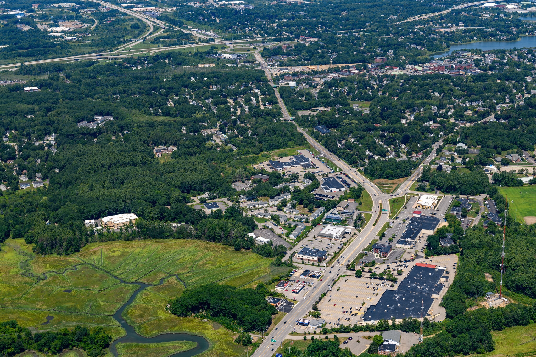 Ledgewood Drive, Portsmouth, NH for sale Primary Photo- Image 1 of 2