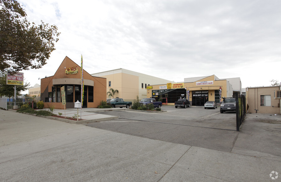 1470-1472 W Holt Ave, Pomona, CA for sale - Building Photo - Image 3 of 29