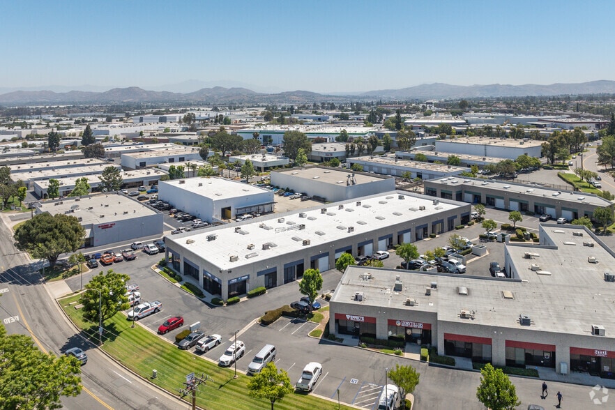 119 N Maple St, Corona, CA for lease - Aerial - Image 3 of 10