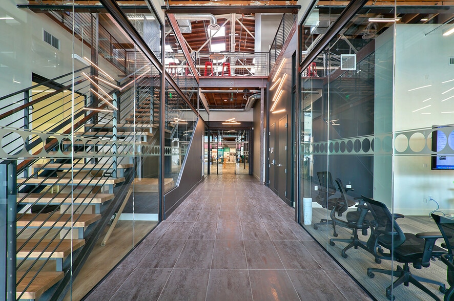 1504 Franklin St, Oakland, CA à louer - Hall d’entrée - Image 2 de 11