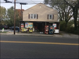 More details for 304 N Buckmarsh St, Berryville, VA - Retail for Sale