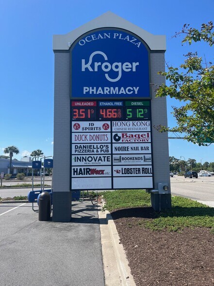 701-781 Main St, North Myrtle Beach, SC for lease - Building Photo - Image 2 of 4