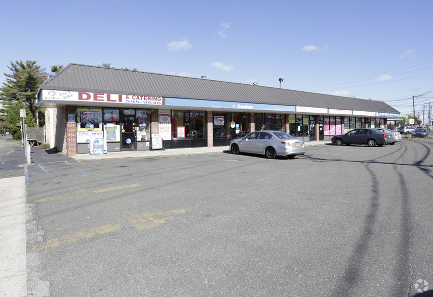 853-863 Long Island Ave, Deer Park, NY for sale - Primary Photo - Image 1 of 1