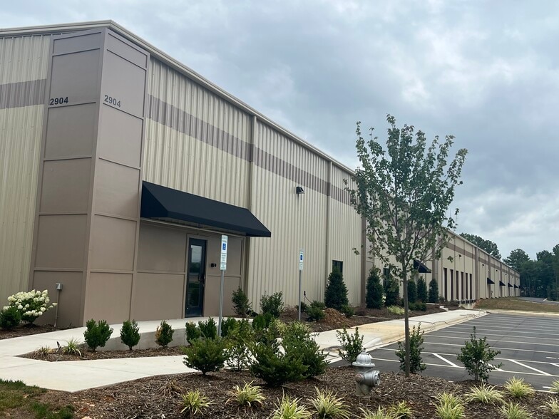 2900 Stitt St, Monroe, NC for sale - Building Photo - Image 1 of 3