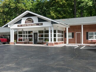Plus de détails pour 2474 Soco Rd, Maggie Valley, NC - Services hôteliers à vendre
