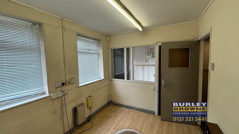 12 John St, Walsall for lease - Building Photo - Image 3 of 10