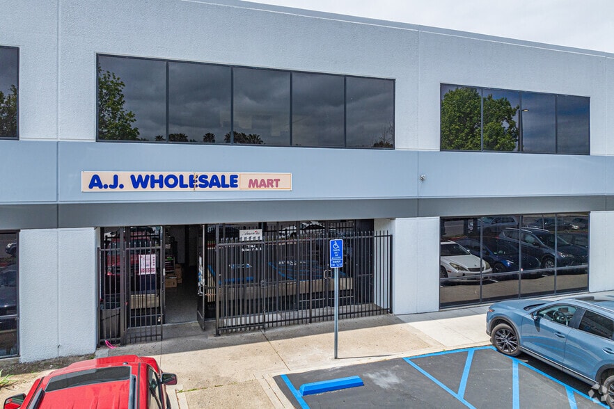 1444 30th St, San Diego, CA for lease - Building Photo - Image 3 of 6