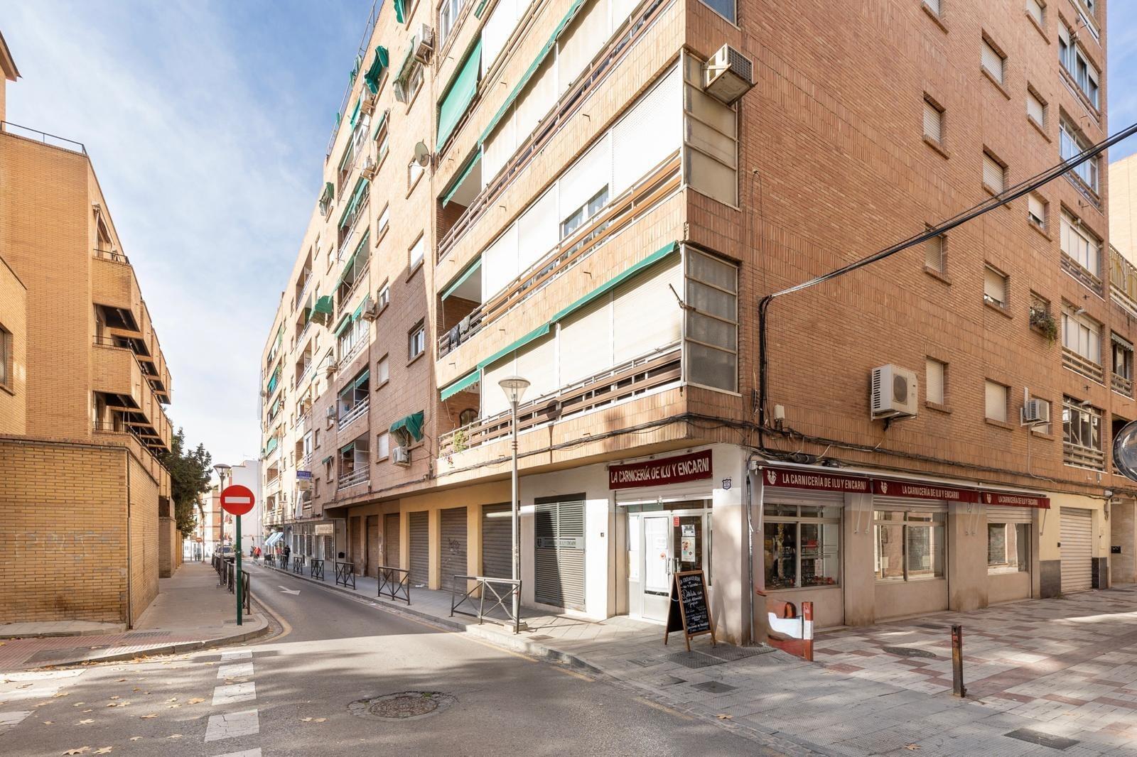 Calle Polo y Caña, 13, Granada, Granada for sale Building Photo- Image 1 of 17
