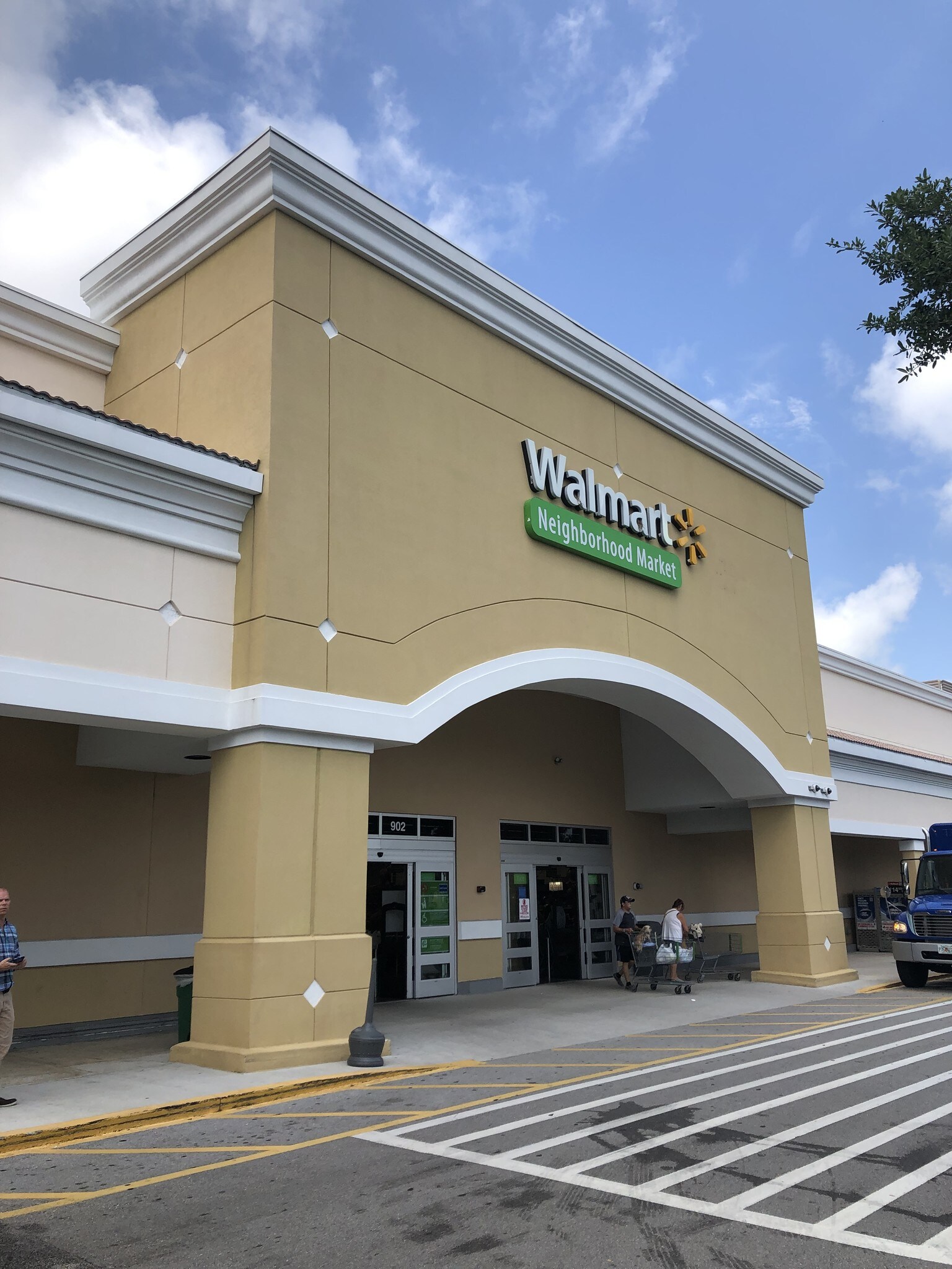 870-912 SW Saint Lucie West Blvd, Port Saint Lucie, FL for lease Primary Photo- Image 1 of 6