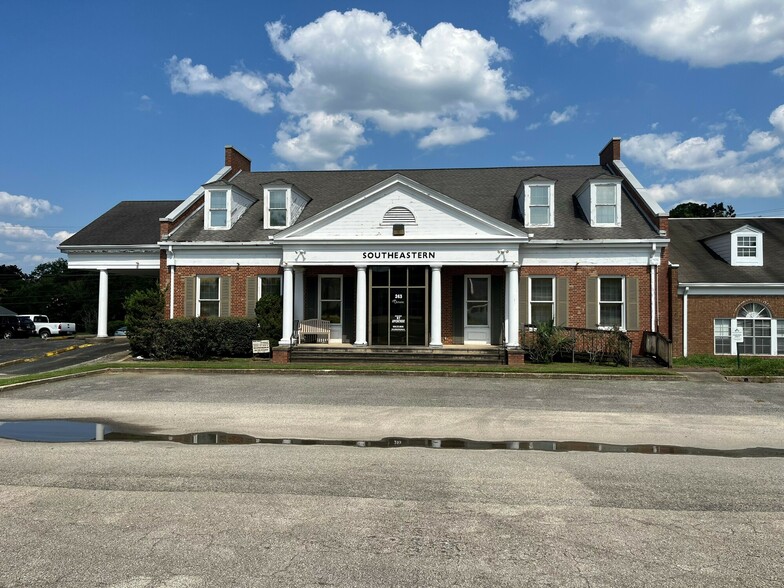 243 Office Plaza Dr, Tallahassee, FL à vendre - Photo du bâtiment - Image 1 de 8