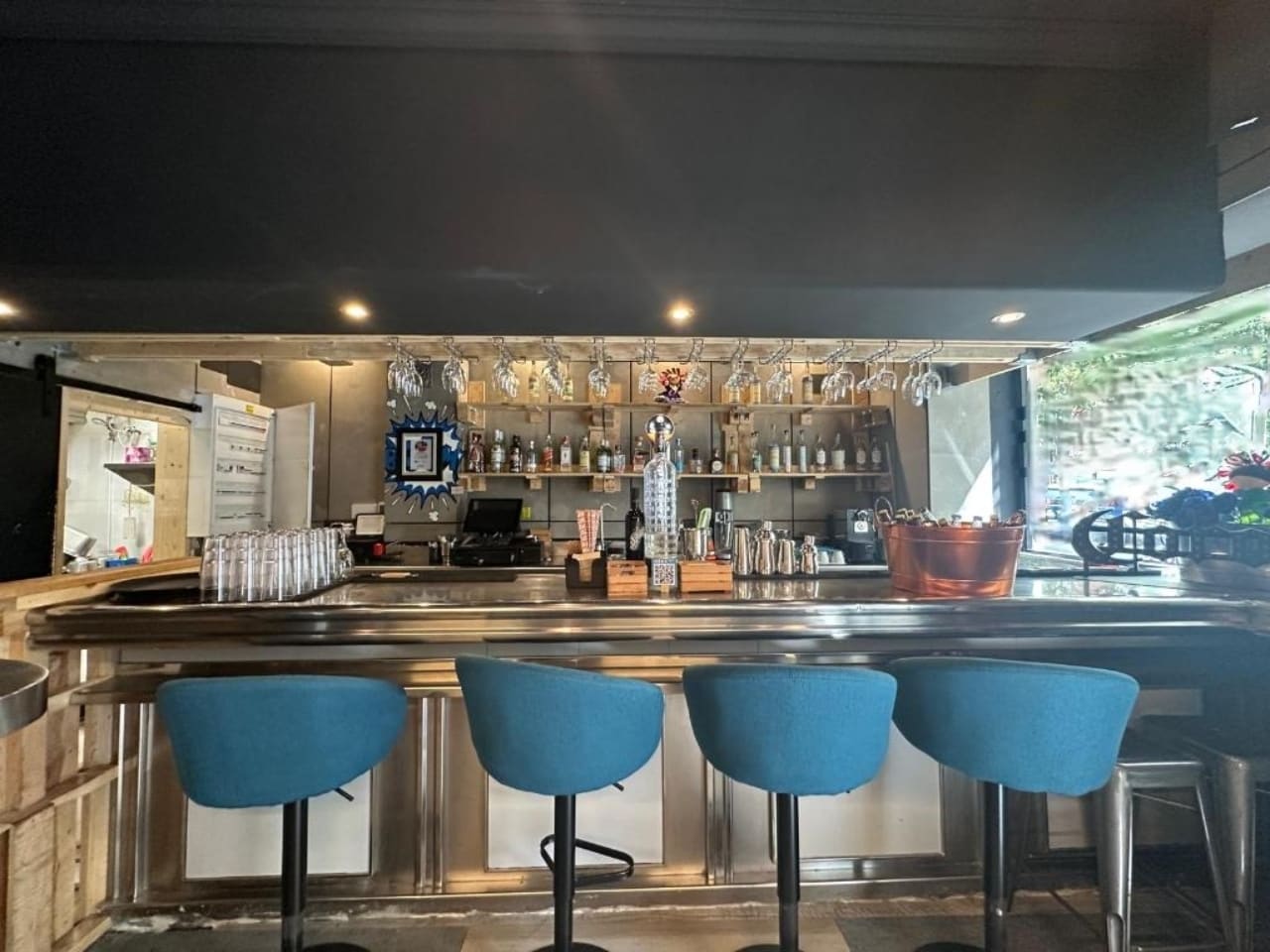 Retail in Madrid, Madrid for lease Interior Photo- Image 1 of 6