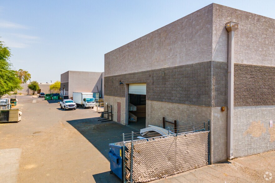 3648-3654 W Osborn Rd, Phoenix, AZ à louer - Photo du bâtiment - Image 3 de 5