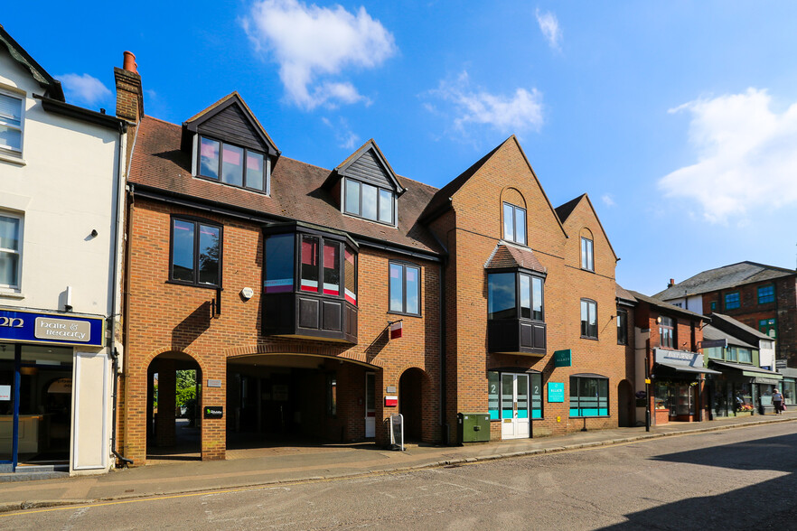 Lower Kings Rd, Berkhamsted à louer - Photo du bâtiment - Image 1 de 11