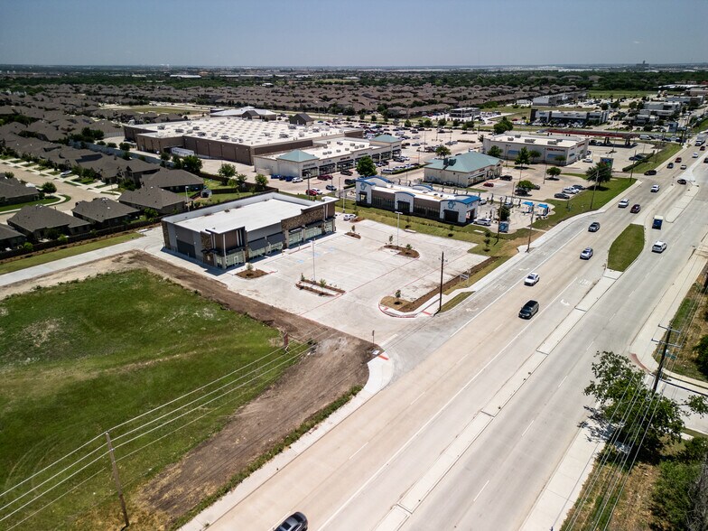 7300 Blue Mound Rd, Fort Worth, TX à louer - Photo du bâtiment - Image 3 de 4