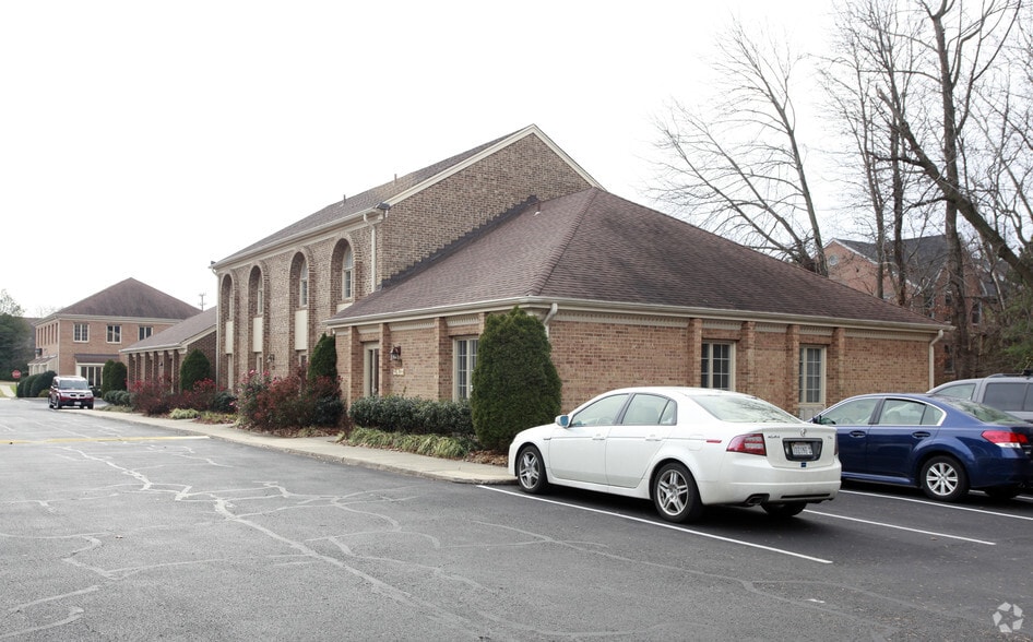 6211-6217 Old Keene Mill Ct, Springfield, VA for sale - Building Photo - Image 2 of 2