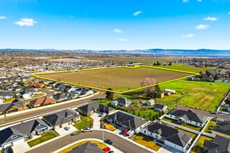 6806 W Washington Ave, Yakima, WA - Aerial  map view - Image1