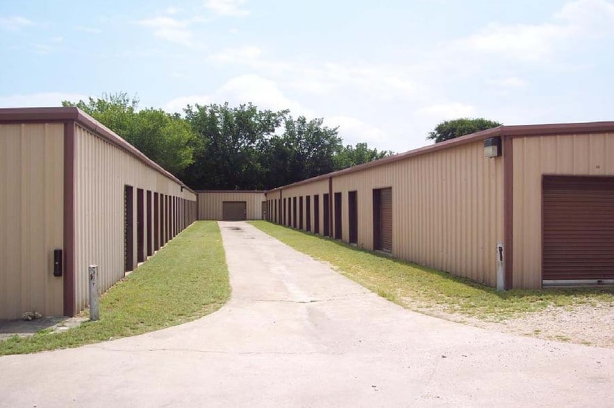 591 Pinson Rd, Forney, TX for sale - Building Photo - Image 2 of 23