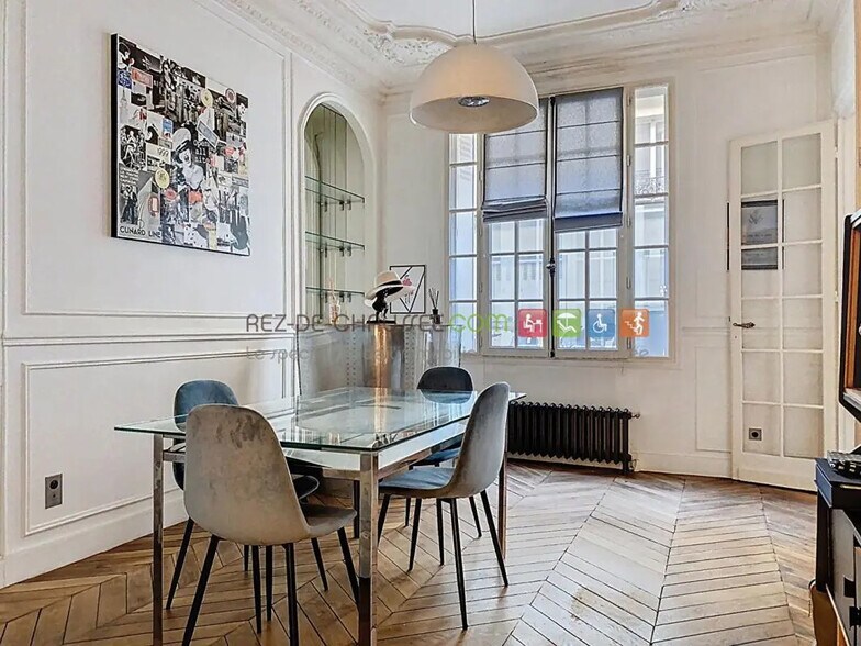 Office in Paris for sale - Interior Photo - Image 3 of 8