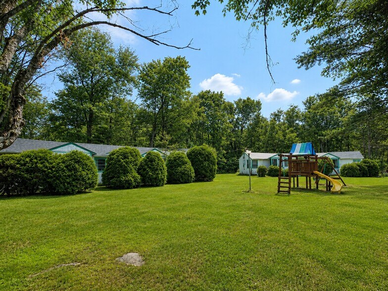 94-100 Dingle Daisy Rd, Monticello, NY à vendre - Photo du bâtiment - Image 2 de 26