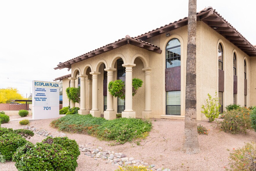 701 W Southern Ave, Mesa, AZ à louer - Photo du bâtiment - Image 2 de 8