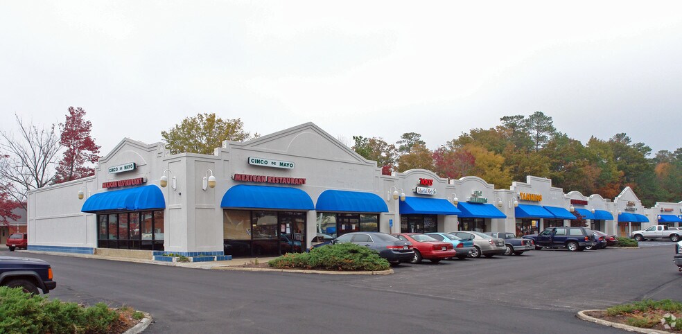 5214-5332 George Washington Mem Hwy, Yorktown, VA à louer - Photo du bâtiment - Image 2 de 10