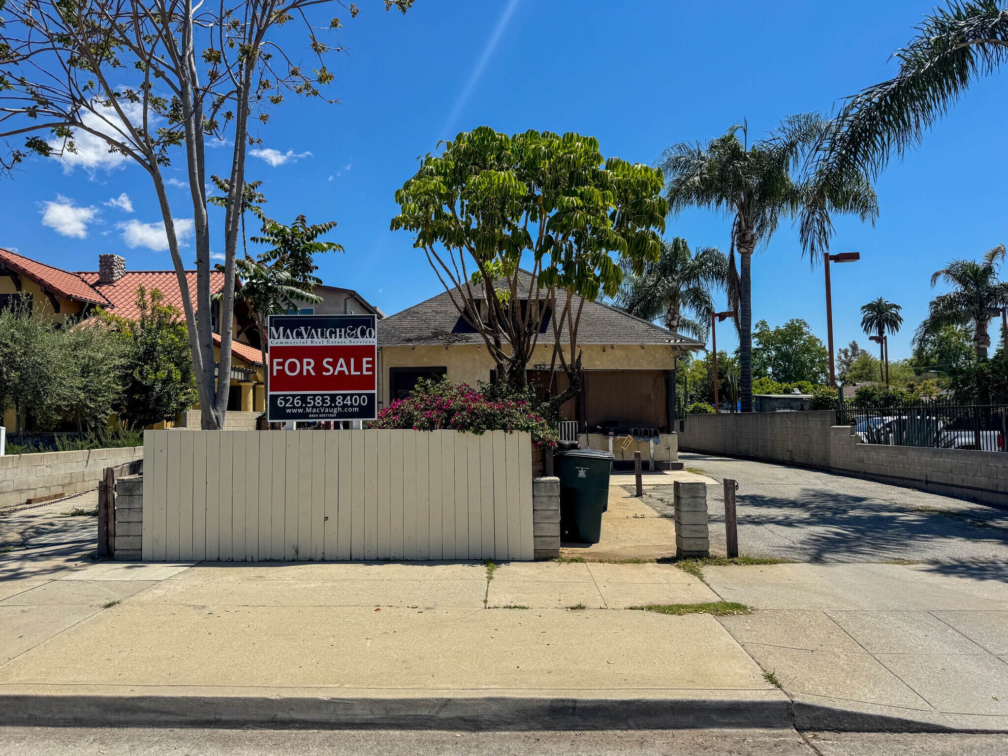 826 N Fair Oaks Ave, Pasadena, CA for sale Building Photo- Image 1 of 12