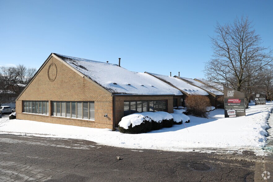 2360 E Stadium Blvd, Ann Arbor, MI for sale - Building Photo - Image 3 of 3