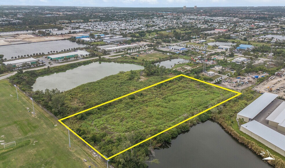 10900 Leeco Ct, Fort Myers, FL for sale - Aerial - Image 2 of 6